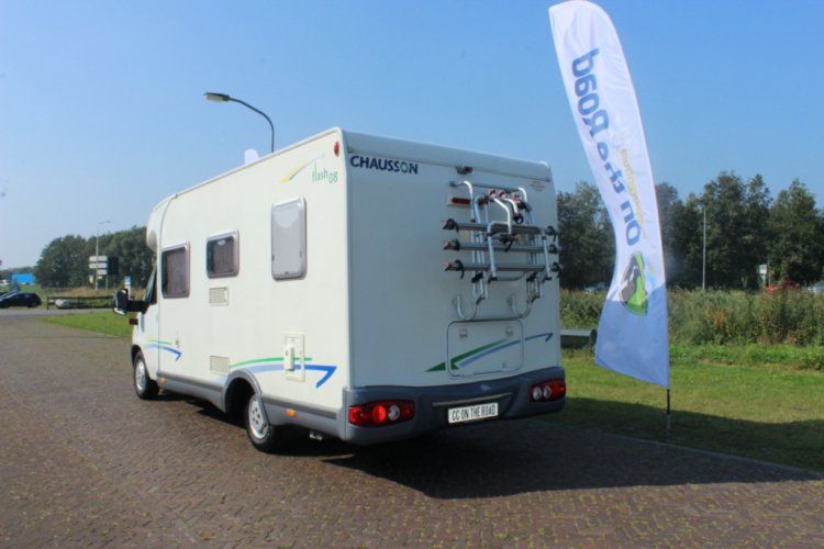 Chausson Flash 08 2.3 JTD 110 PK Half-integraal, Fransbed, Zonnepaneel, Ruime zit voor. Draaistoelen voor, Bj. 2006 Marum  (Groningen) foto: 36