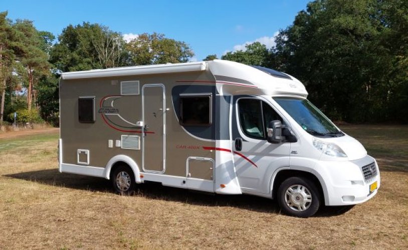 Hymer 4 pers. Rent a Hymer motorhome in Markelo? From € 103 pd - Goboony photo: 0