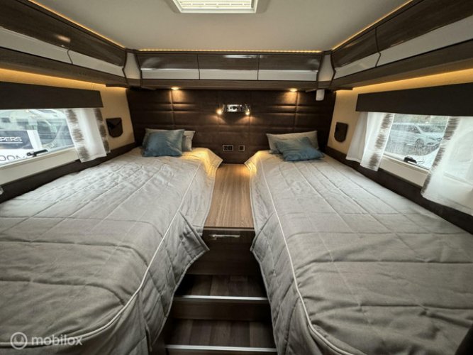 Kabe Travel Master Crown 760LGB Automaat Enkele Bedden Hefbed 2X Airco Levelsysteem foto: 12