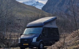 Gué 5 pers. Louer un camping-car Ford à Tilburg? À partir de 81 € par jour - Goboony