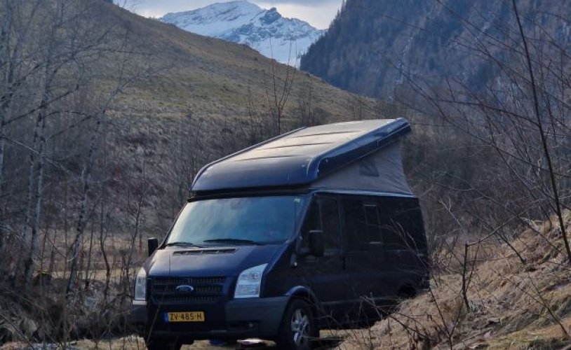 Ford 5 pers. Rent a Ford camper in Tilburg? From € 81 pd - Goboony photo: 0