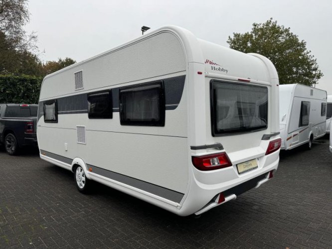 Hobby De Luxe 540 UL 2023 | Enkele bedden 