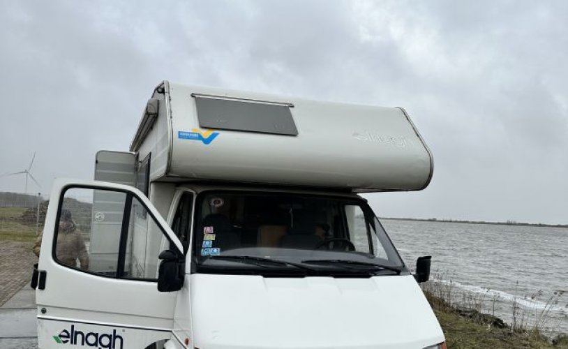 Ford 4 pers. Rent a Ford camper in Almere? From € 58 pd - Goboony photo: 1