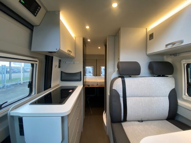 Hymer Free 600 Campus 9-G Automaat 140pk Fiat Hefdak 4 persoons foto: 7