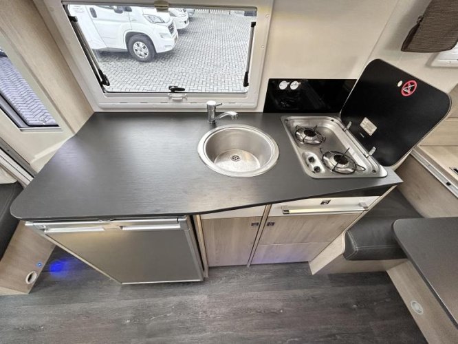 Chausson Flash 636 stapelbed/6.4m/uniek/2020  foto: 14