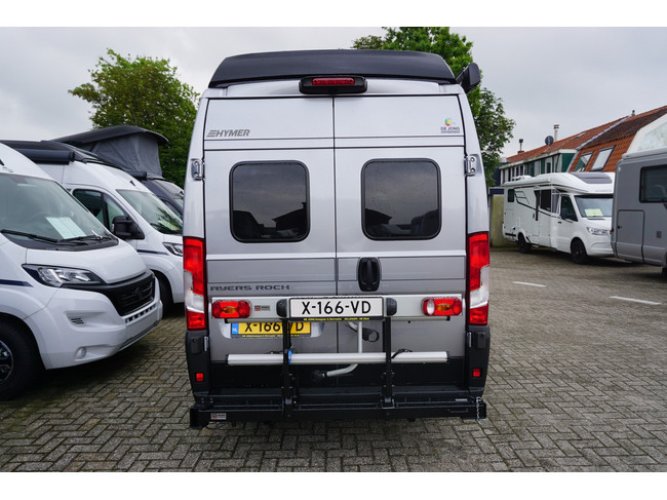 Hymer Ayers Rock Fiat Ducat 140PK 9 traps automaat foto: 5