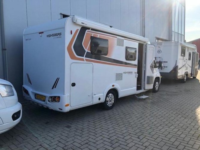 Weinsberg CaraCompact 600 MEG 600 meg truma airco, zonnepan.