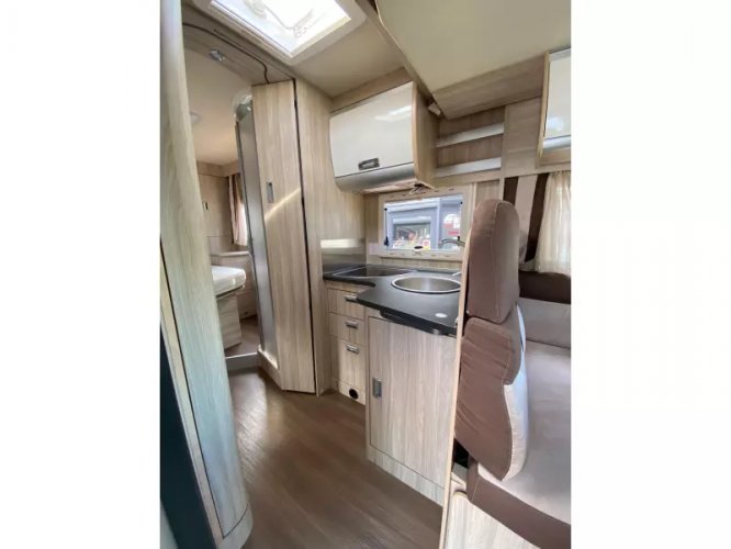 Laika Ecovip 412 Queensbed Hefbed 2015  foto: 12