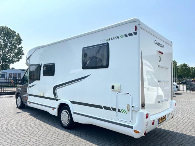 Chausson Flash 718 EB Queensbed/2015/hefbed 