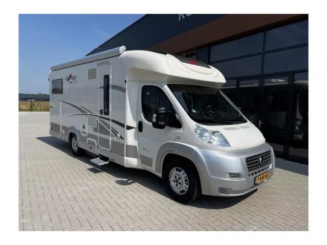 Carthago Chic C-Line T 4.9 enkele bedden, 2 x airco 