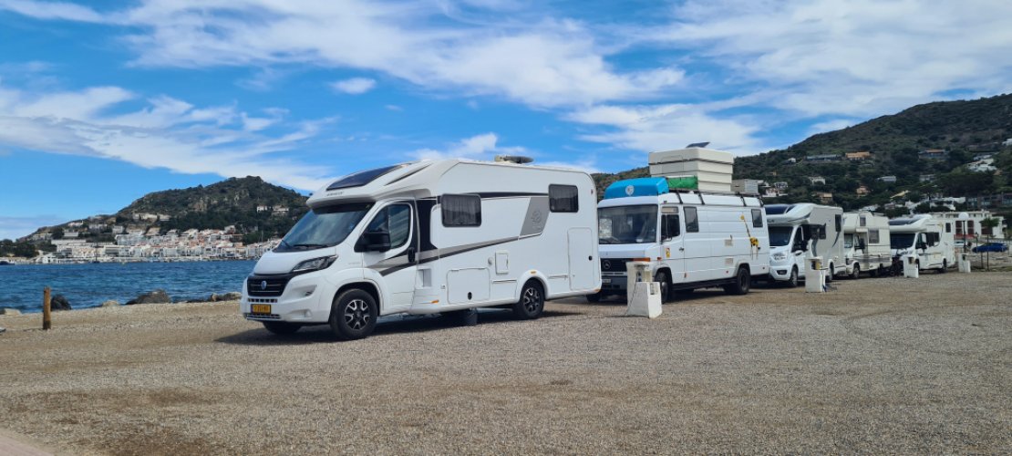 KNAUS Sun TI 650 MEG Platinum enkele bedden wintervast dubbele bodem foto: 0