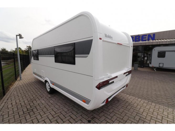 Hobby De Luxe 460 LU Model 2025 | 1500Kg | 290