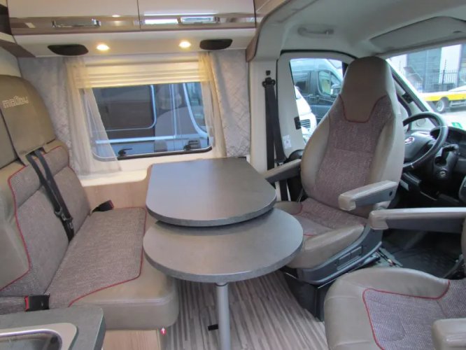 Malibu Van Comfort 640 LE 9-traps Automaat, L-Bed  foto: 1