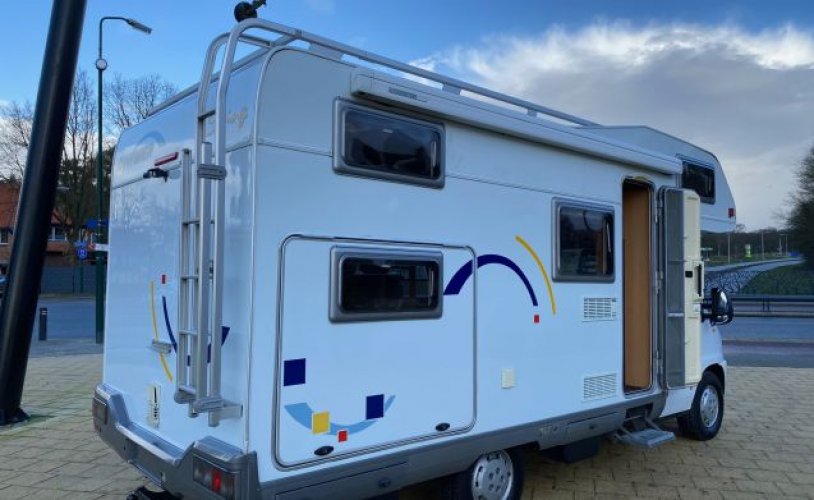 Hymer 6 Pers. Ein Hymer Wohnmobil in Soesterberg mieten? Ab 85 € pT - Goboony-Foto: 1