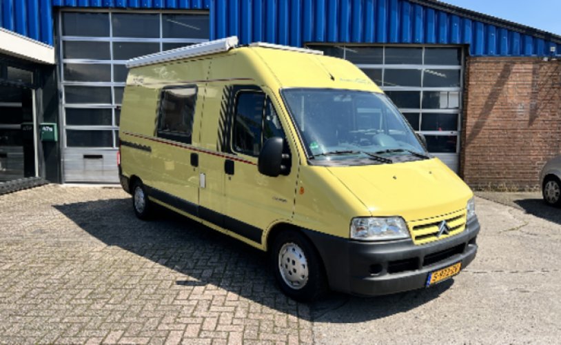 Citroen 3 pers. Rent a Citroen camper in Sambeek? From € 61 pd - Goboony photo: 0