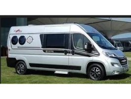 Malibu Van Comfort 640 LE 9-traps Automaat, L-Bed 