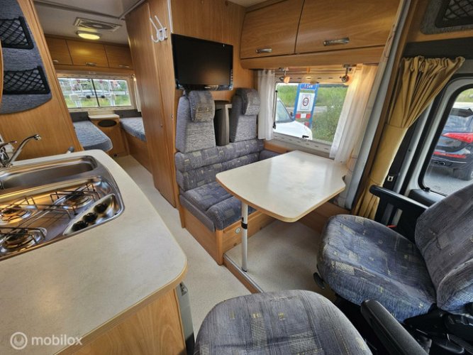 Chausson Welcome 95 enkele bedden ☆Euro 4, draaistoelen☆ foto: 10