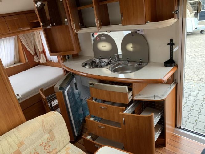 Hobby Excellent 440 SF - Mover - Voortent -  foto: 11