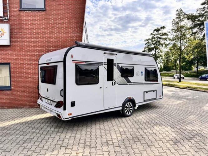 Knaus Sudwind 60 Years 460 EU Red Edition 