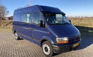 Renault 4 pers. Rent a Renault camper in Alkmaar? From €67 pd - Goboony