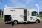 Carthago 4.2  Integraal 2.3 M-jet 148 PK, Alko chassis light, Motor-airco, Hefbed & dwarsbed, Garage, Draaistoelen voor, L zit, zij-zit, etc. Marum (Groningen) foto: 2