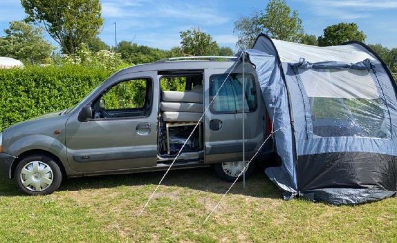 Renault 2 pers. Rent a Renault camper in Grathem? From €55 per day - Goboony photo: 0