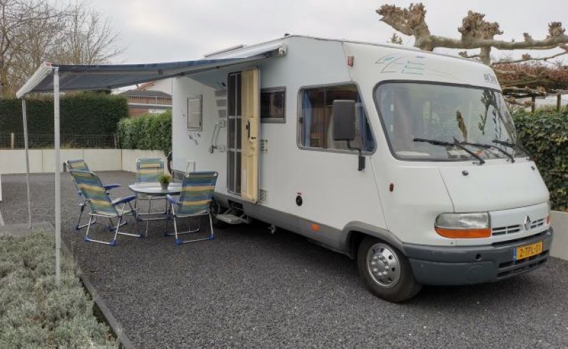 Hymer 6 pers. Hymer camper huren in Puth? Vanaf € 69 p.d. - Goboony