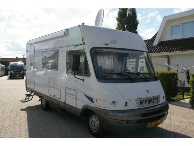 Hymer Classic 584 Barversie, hefbed, airco  foto: 1