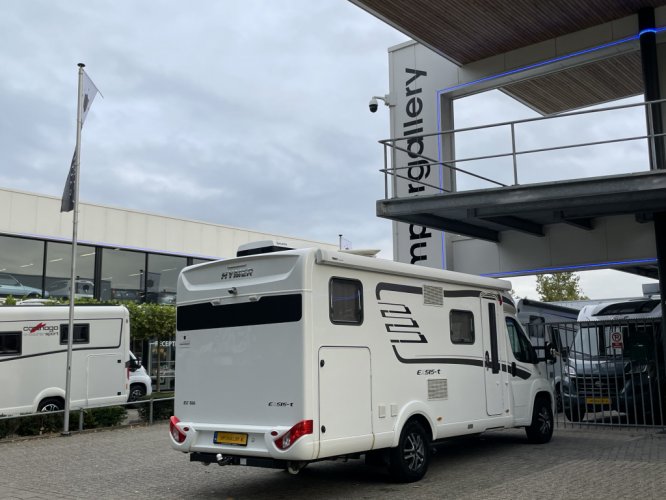 Hymer Exsis T588 AUTOMAAT ENKELE BEDDEN LUCHTVERING DAKAIRCO foto: 21