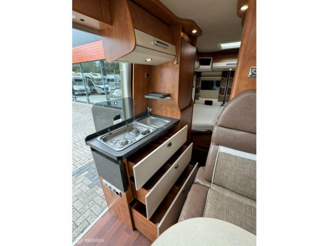 Carthago 600 DB Euro6 Automaat Dwarsbed Luifel foto: 11