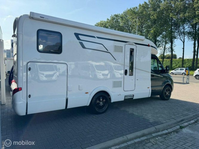 Hymer T685 S Automaat 177PK Enkele Bedden Zonnepanelen Luifel Gr Garage