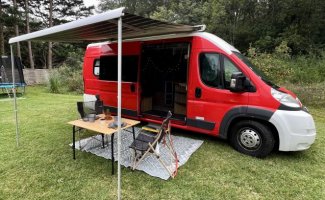 Citroën 3 pers. Louer un camping-car Citroën à Moerkapelle ? À partir de 74 € par personne - Goboony