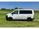 Volkswagen Transporter T5 Buscamper nieuw interieur  foto: 3