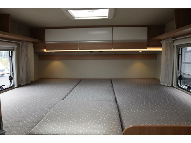 Sunlight T 68 130pk JTD | Enkele bedden | Grote garage | Luifel | Hefbed | foto: 5