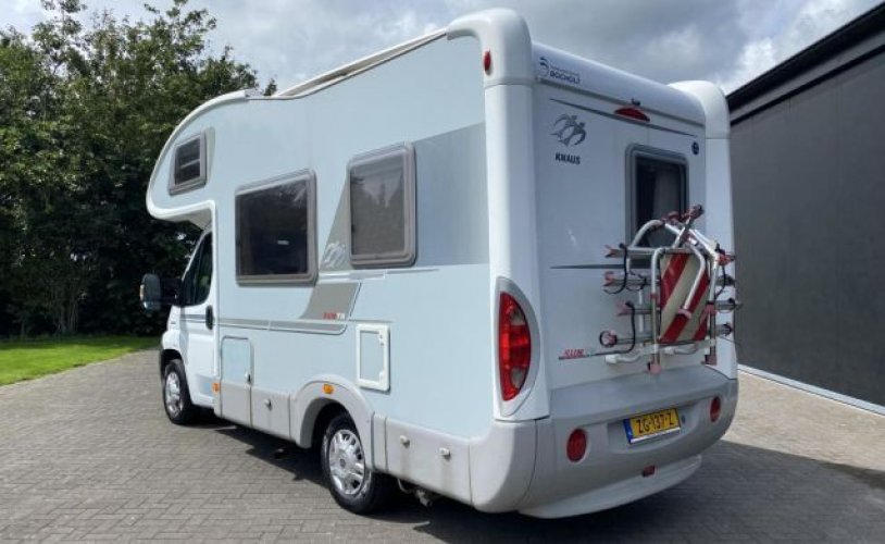 Knaus 4 pers. Vous souhaitez louer un camping-car Knaus à Zuidwolde ? À partir de 103 € par jour - Goboony photo : 0