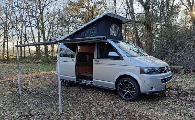 Volkswagen 3 pers. Rent a Volkswagen camper in Lemelerveld? From € 91 pd - Goboony photo: 0