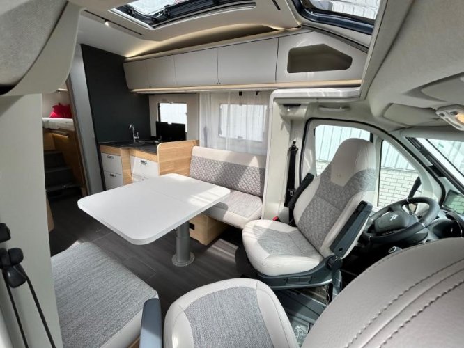 Adria Coral Axess 650 DL Luifel 360 camera Truma6E  foto: 9