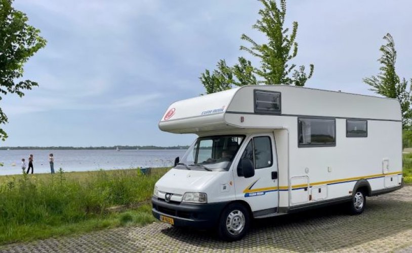 Eura Mobil 6 Pers. Möchten Sie einen Eura Mobil-Camper in Hilversum mieten? Ab 95 € pro Tag – Goboony-Foto: 0