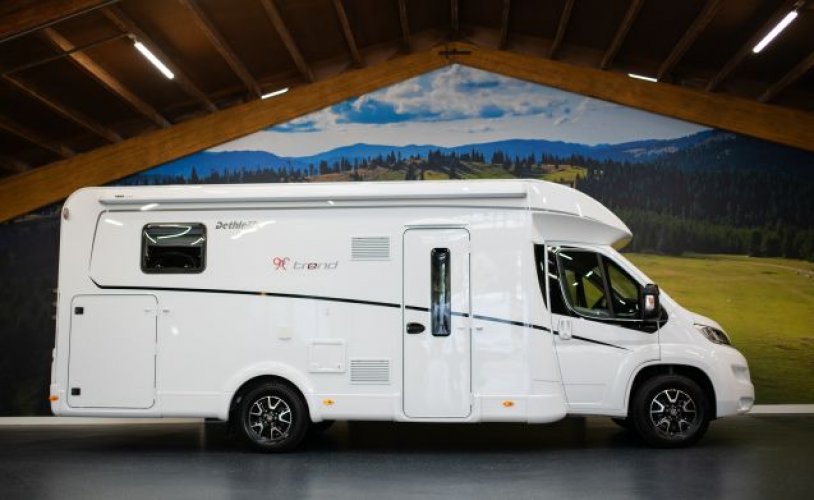 Dethleffs 4 pers. Want to rent a Dethleffs camper in Odijk? From €145 per day - Goboony photo: 1