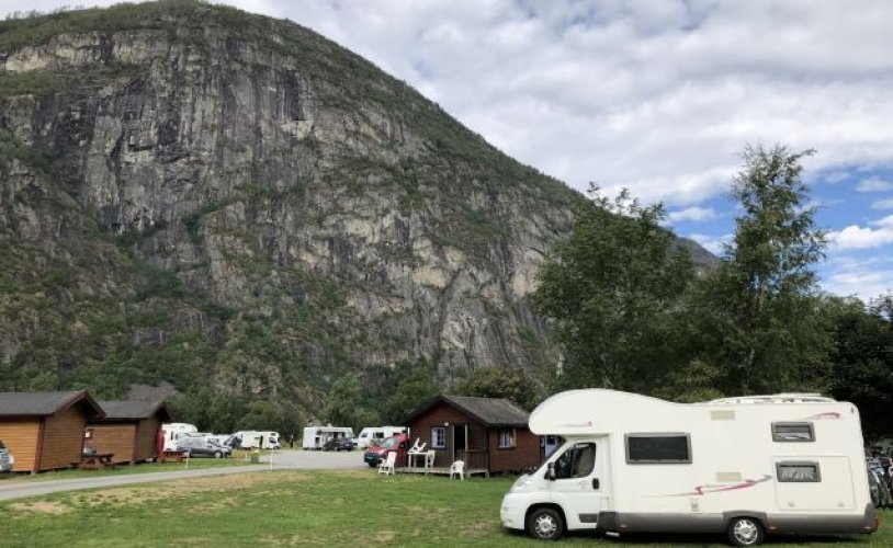 Rimor 6 pers. Louer un camping-car Rimor à Nijkerk? A partir de 121 € pj - Goboony photo : 0