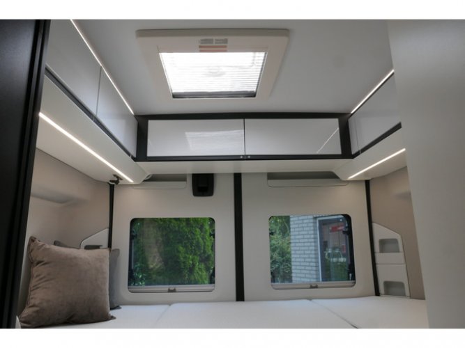 Adria Twin 600 SPB Supreme 160 pk AUTOMAAT 9-Traps Euro6 Fiat Ducato 8 **Slechts 6 meter/Groot dwarsbed/4 zitplaatsen/Luifel/Zonnepane foto: 23