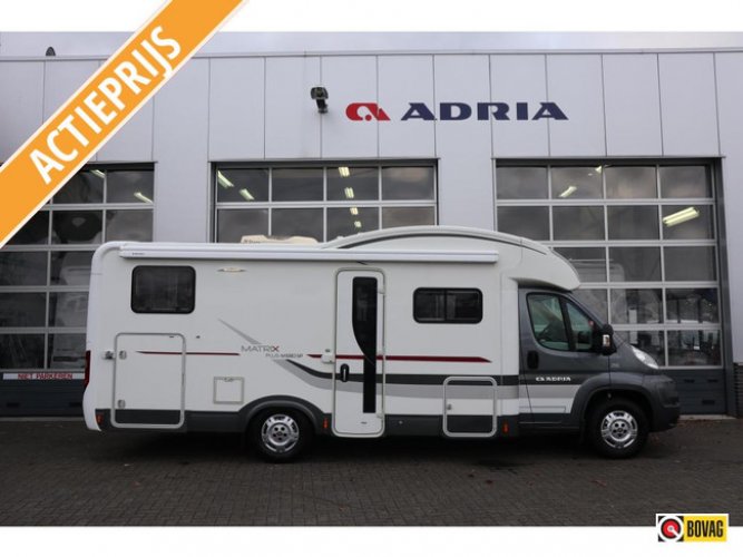 Adria Matrix Plus 680 SP 150 PK automaat hoofdfoto: 1