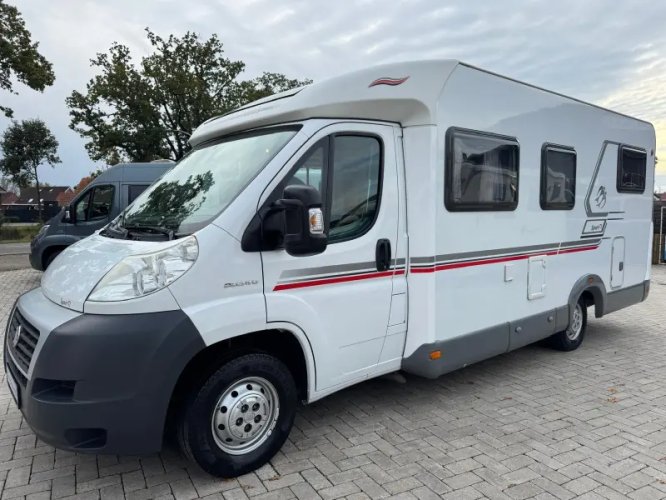 Knaus Sport TI 700 Enkele Bedden 