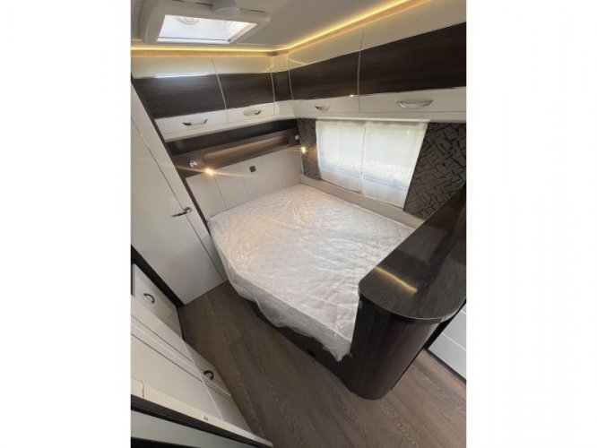 Hobby Prestige 720 KWFU Stapelbed!  foto: 5