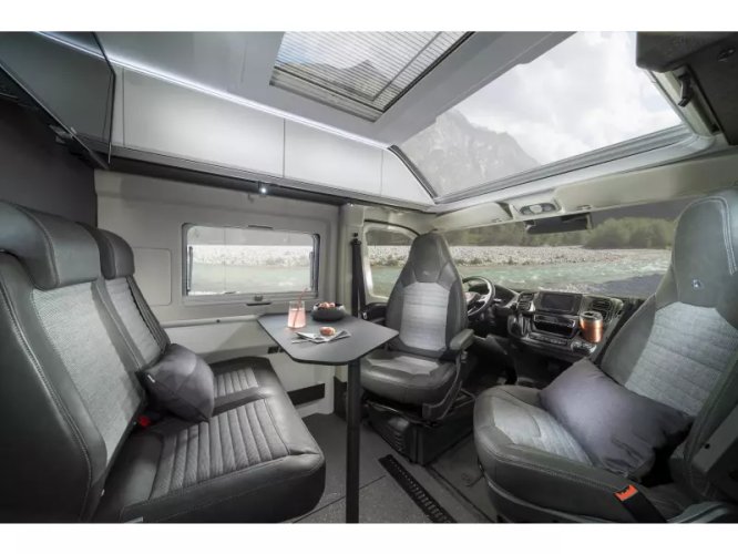 Adria Twin Supreme 640 SGX BINNENKORT VERWACHT 