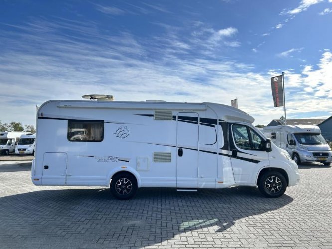 Knaus Sky TI 700 MX queensbed/19.000km/2016  foto: 21