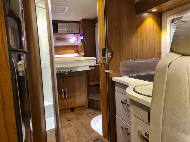 Hymer Tramp 698 Silverline Queensbed  foto: 18