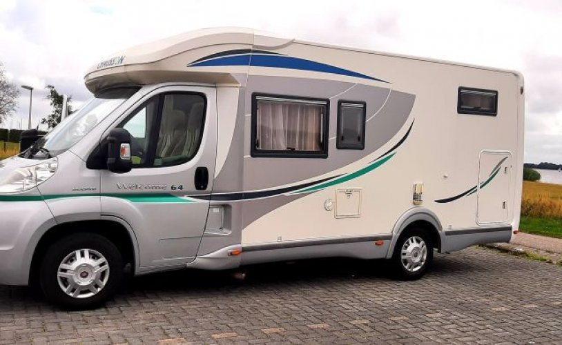 Chausson 3 pers. Rent a Chausson camper in Beekbergen? From €79 per day - Goboony photo: 1
