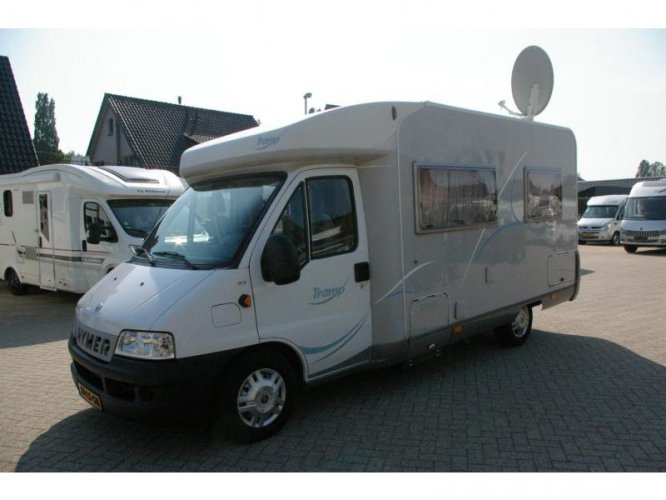 Hymer Tramp 575 Fransbed, draaistoelen. 