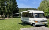 Hymer 5 pers. Rent a Hymer motorhome in Amsterdam? From € 152 pd - Goboony photo: 3